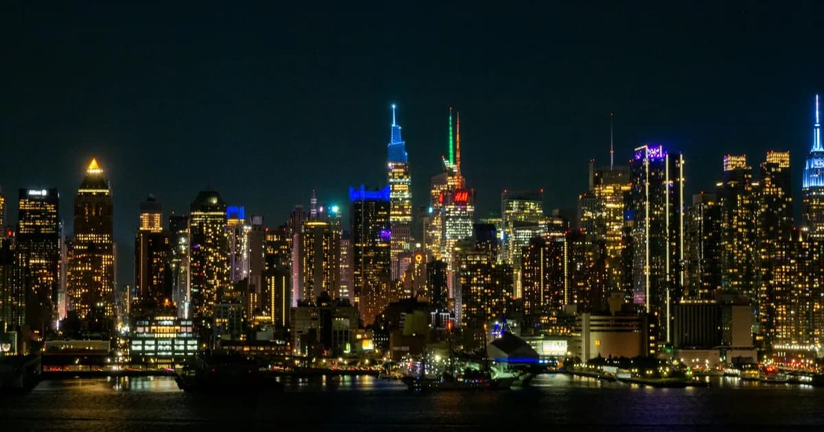 Astrology Reading in New York: Birth Chart and Compatibility Online