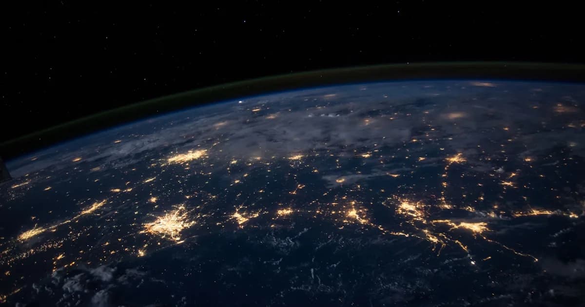 Natal Chart vs Horoscope: What Is the Difference? in New York